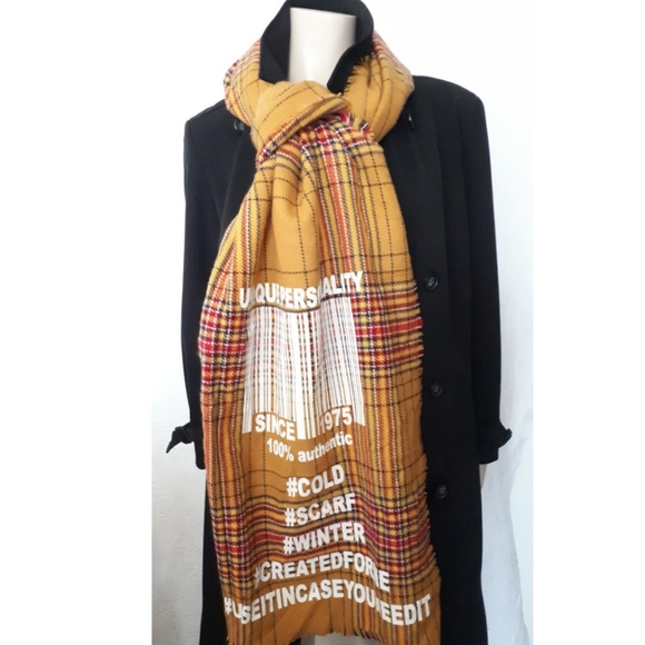 Zara | Plaid Print Blanket Scarf with Details - Picture 4 of 9